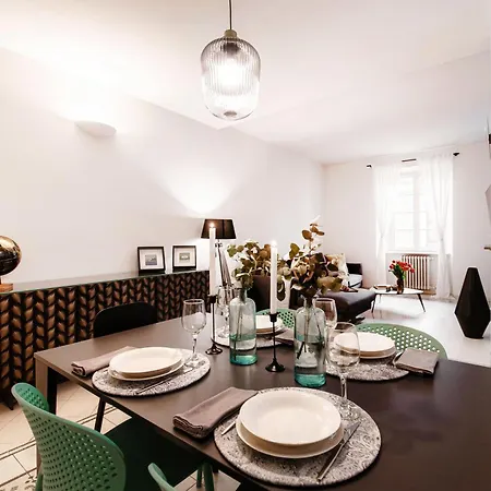 Apartment Jason & Jason - By My In