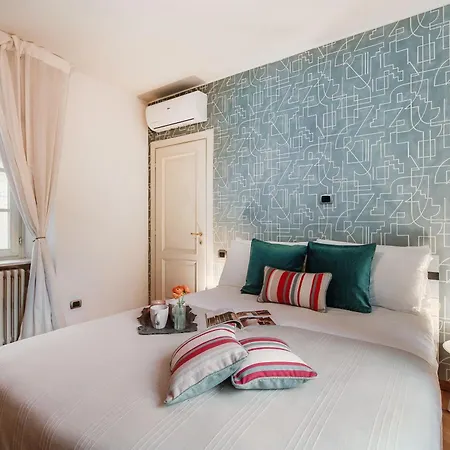 Apartment Jason & Jason - By My In *