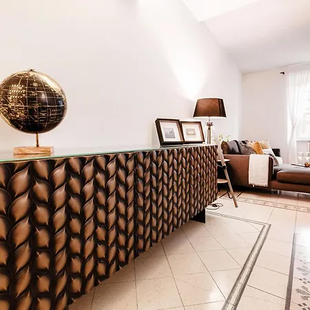 Apartment Jason & Jason - By My In Como